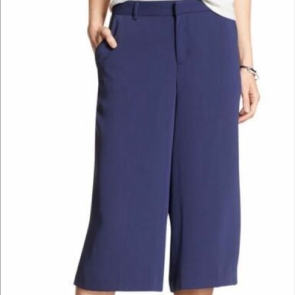 NWT Banana Republic Women's Culotte Shorts Pants Size 00P Navy Blue
